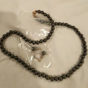 Black Pearl earings and necklace